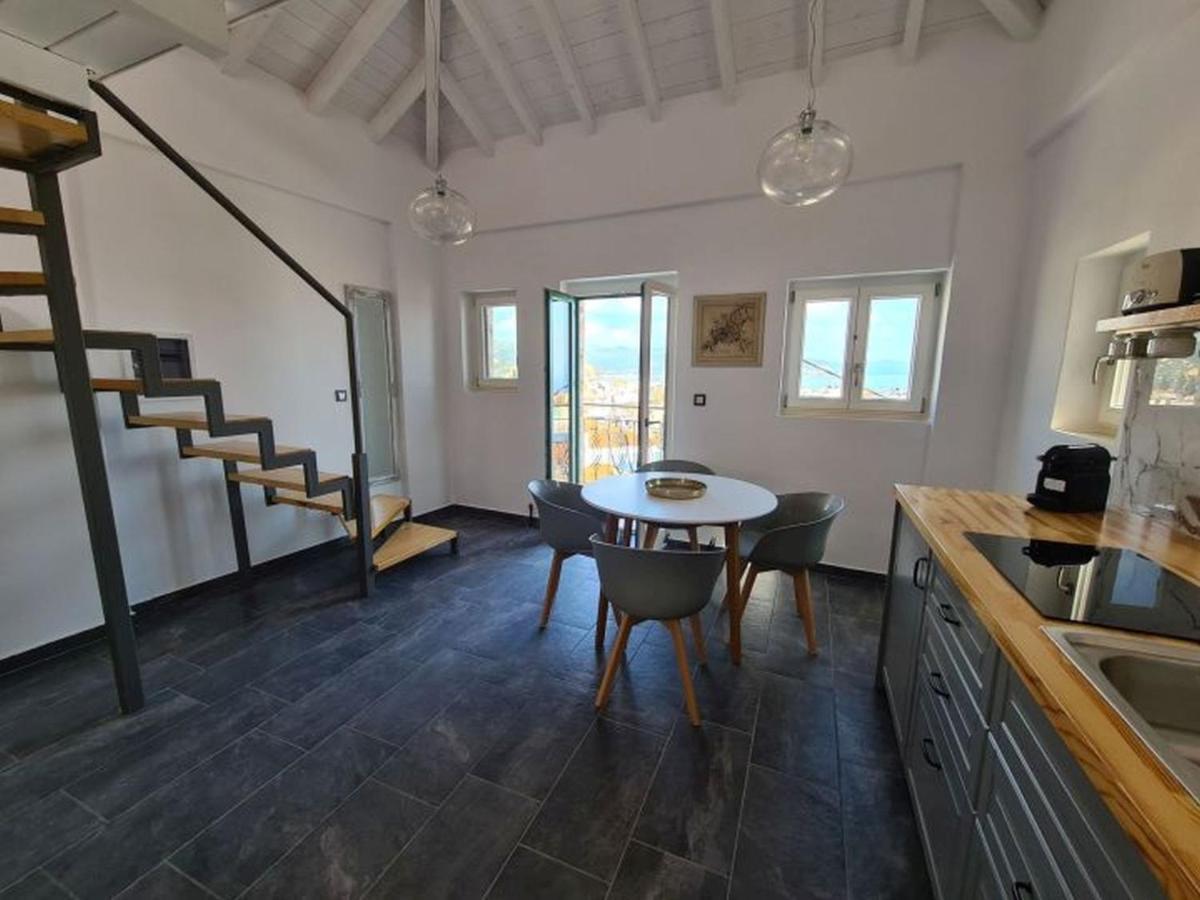 Gythio Townhouse Lägenhet Exteriör bild